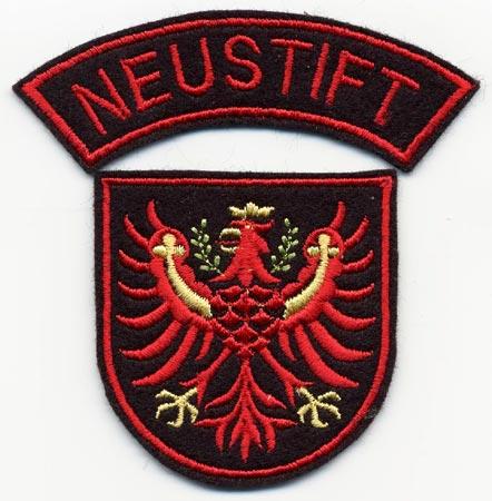 Neustift - Distintivo nero con aquila rossa