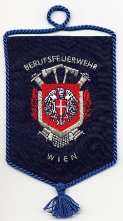 Wien - Distintivo blu e rosso