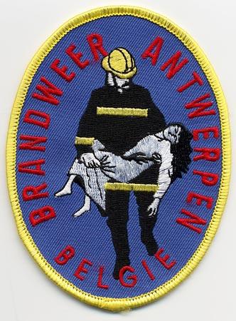 Antwerpen - Distintivo blu con al centro pompiere