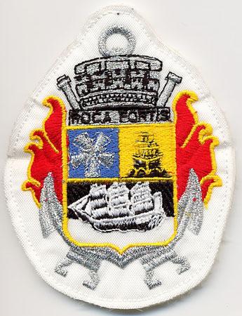 Roca Fortis - Distintivo bianco con al centro navi su sfondo di fiamme