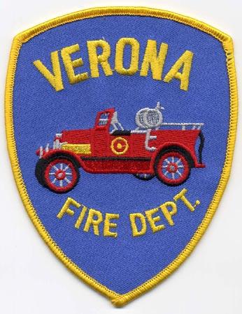 Verona - Distintivo blu con al centro un mezzo antincendio storico