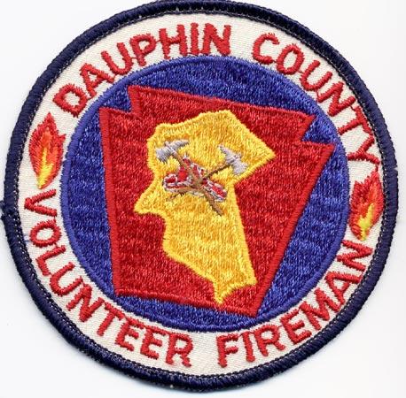 Dauphin County - Distintivo bianco blu e rosso con diciture rosse
