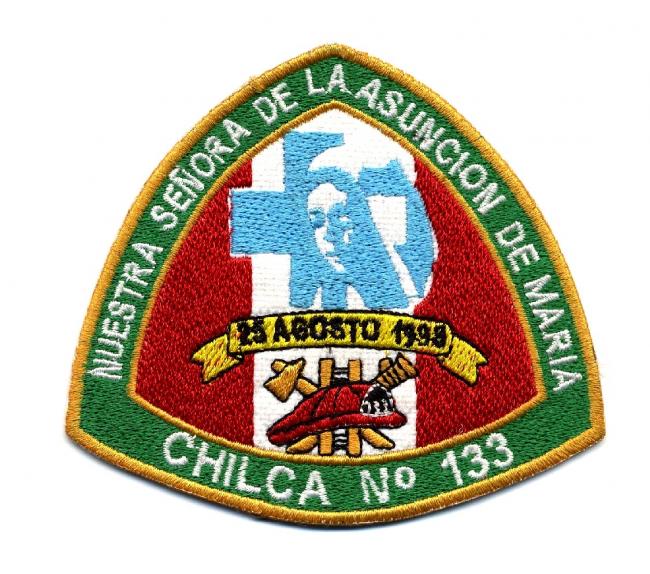 Chilca - Distintivo rosso bianco e verde con al centro un elmo