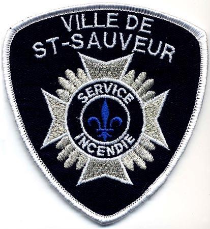 St-Sauveur - Distintivo blu con diciture bianche