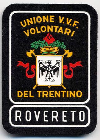 Rovereto - Distintivo nero con diciture gialle e bianche