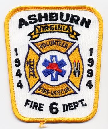 Ashburn - Distintivo bianco con diciture nere