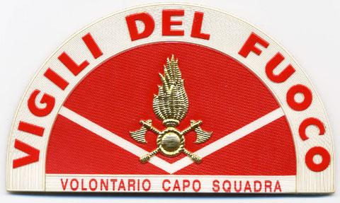 Capo Squadra Volontario (Da Braccio) - Distintivo rosso con al centro fiamma dorata e V bianca